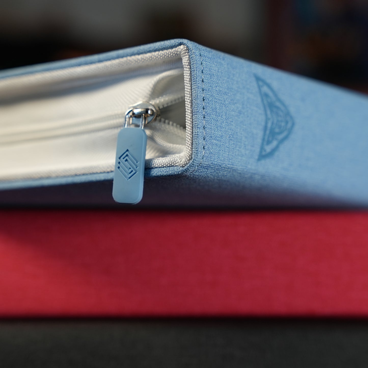 Guardna Card Binder - Kisara Blue