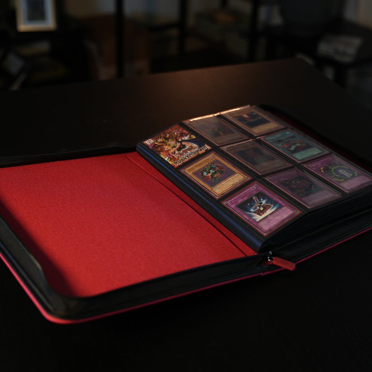 Guardna Card Binder - Inferno Red