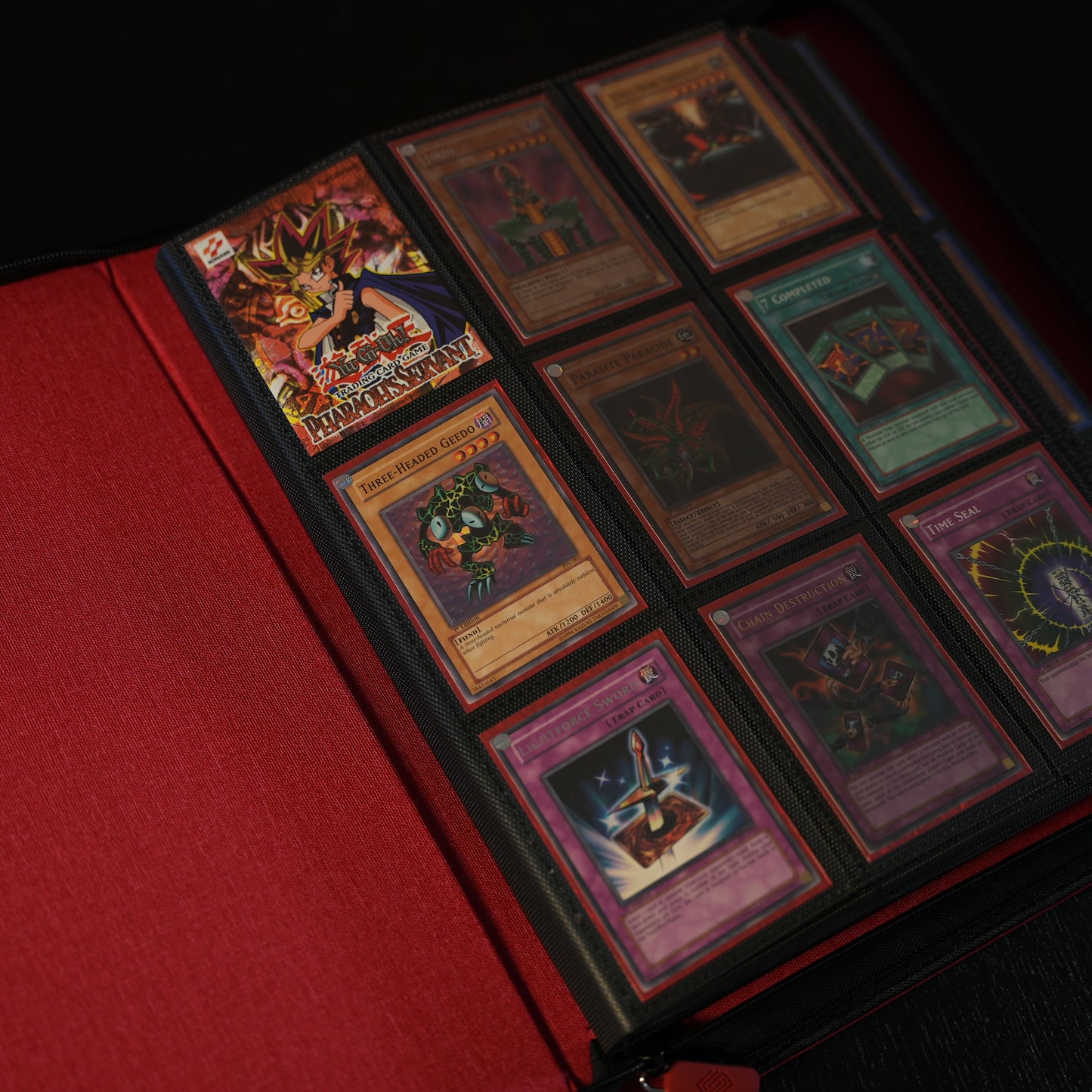Guardna Card Binder - Inferno Red