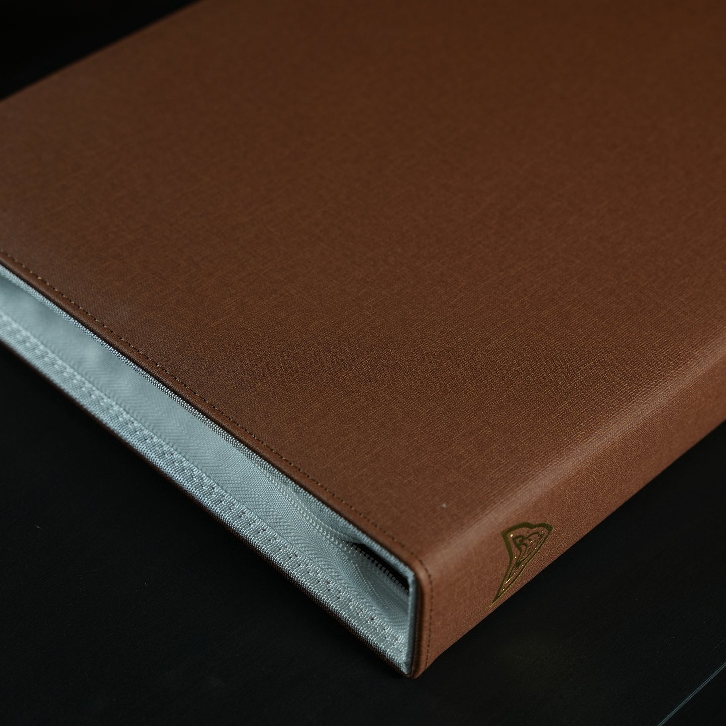 Guardna Card Binder - Walnut