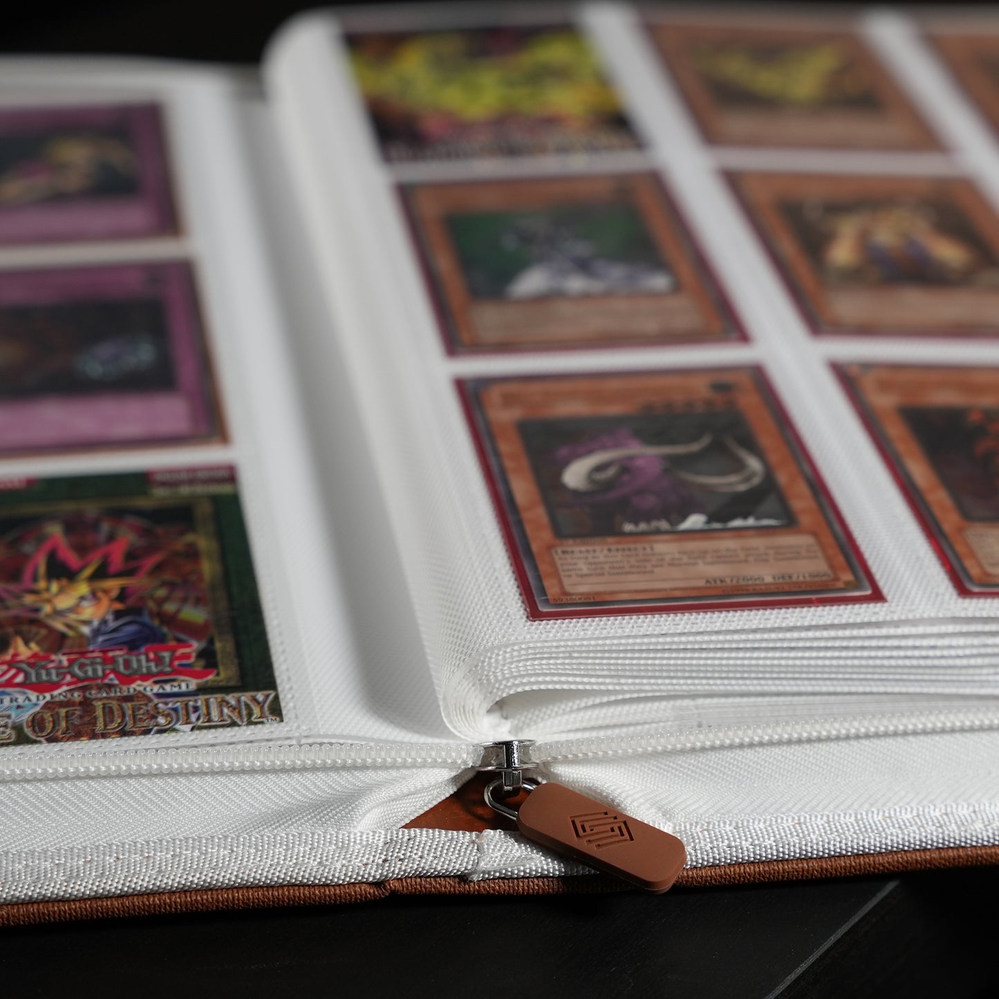 Guardna Card Binder - Walnut