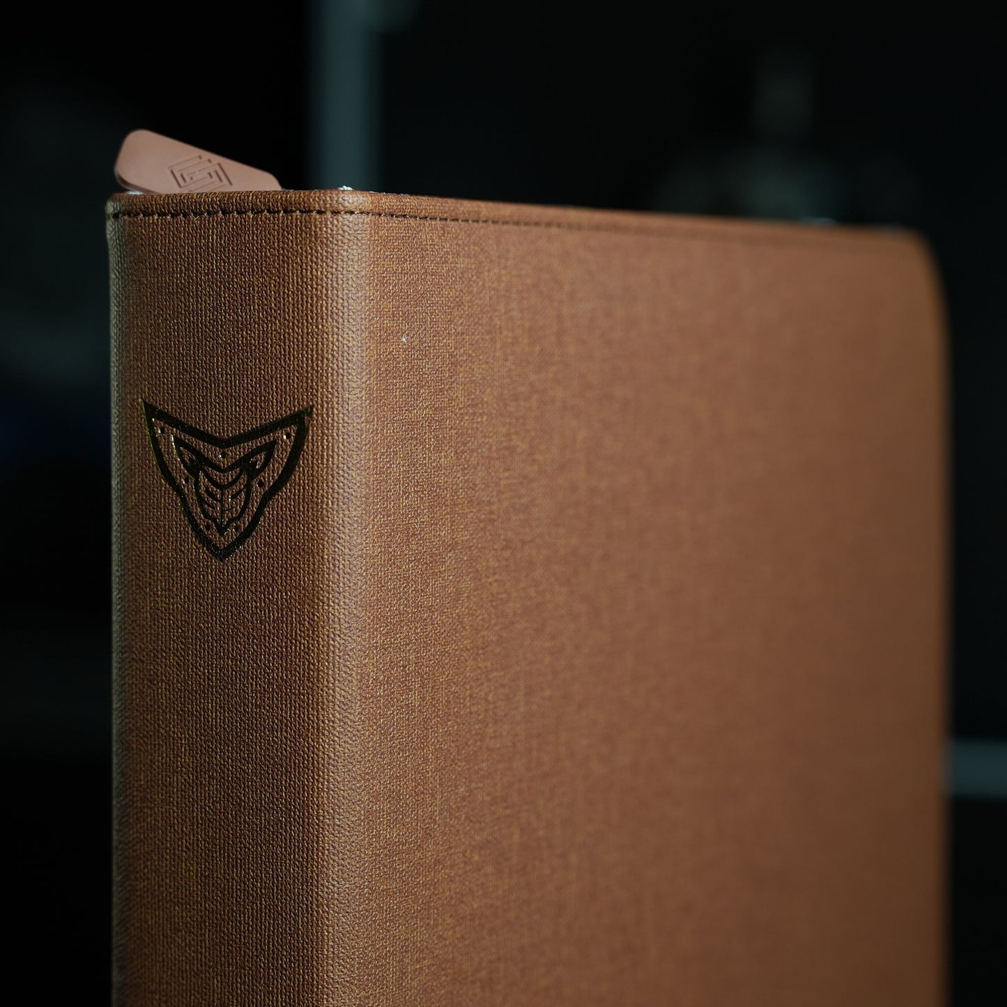 Guardna Card Binder - Walnut